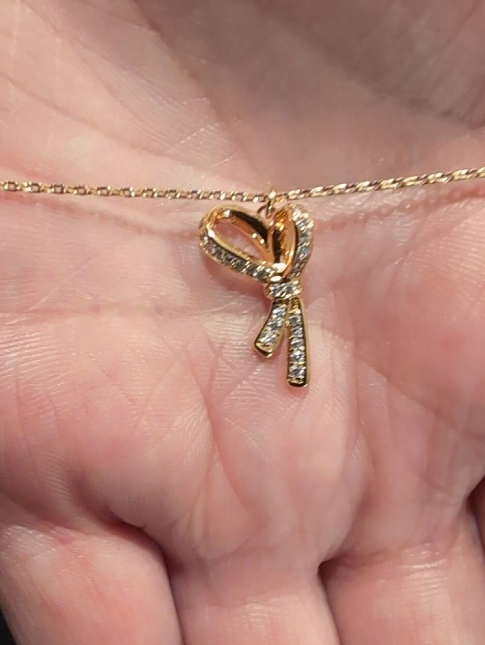 NWT kate spade 19 Inch Chain - Gold Bow Pendant Necklace with Crystals - Picture 7 of 8